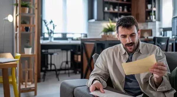 Conseguimos que a Agustín le reduzcan 14.700 euros de una multa