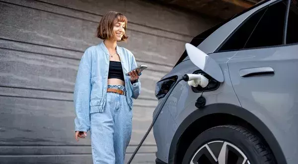 Coches eléctricos: normativa, beneficios fiscales y más